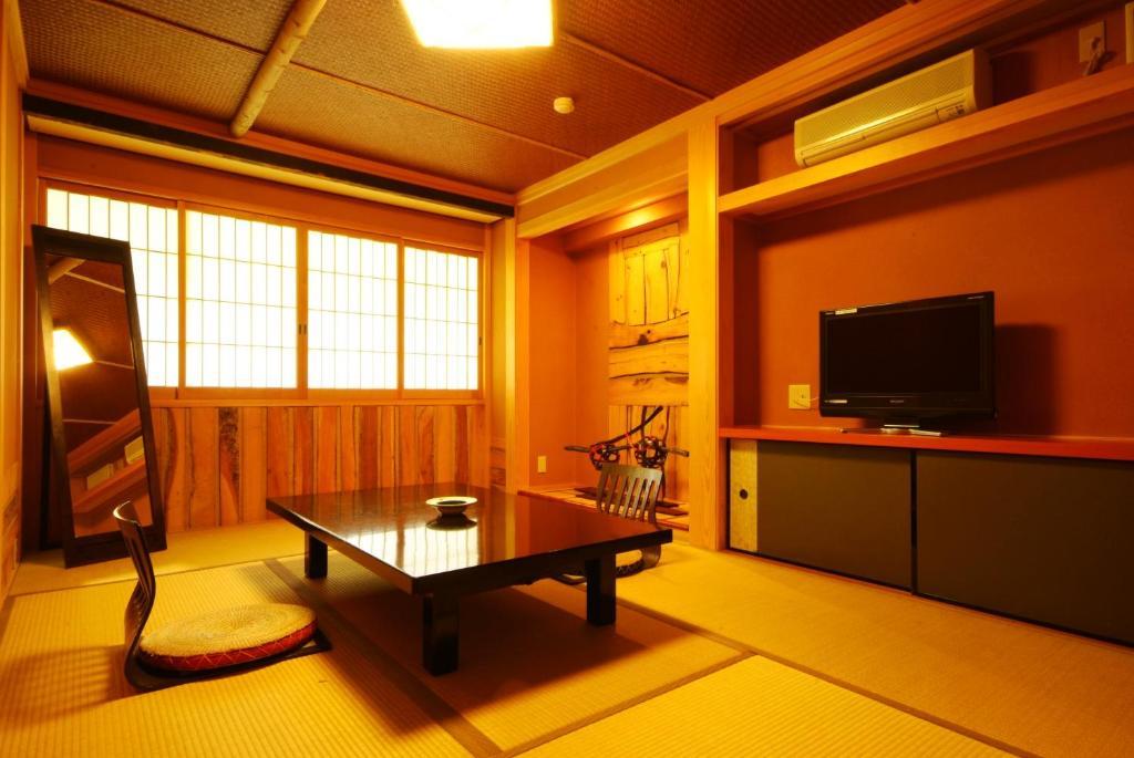 城崎温泉 但馬屋-Tajimaya- โทโยคะ ภายนอก รูปภาพ