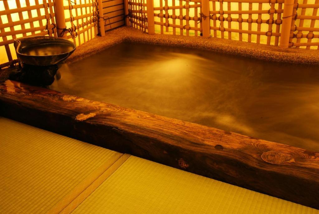城崎温泉 但馬屋-Tajimaya- โทโยคะ ภายนอก รูปภาพ
